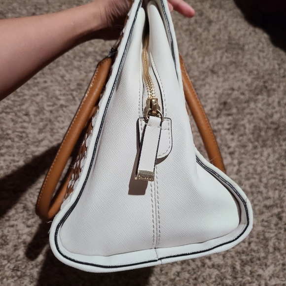 Calvin Klein bag - Picture 11 of 12